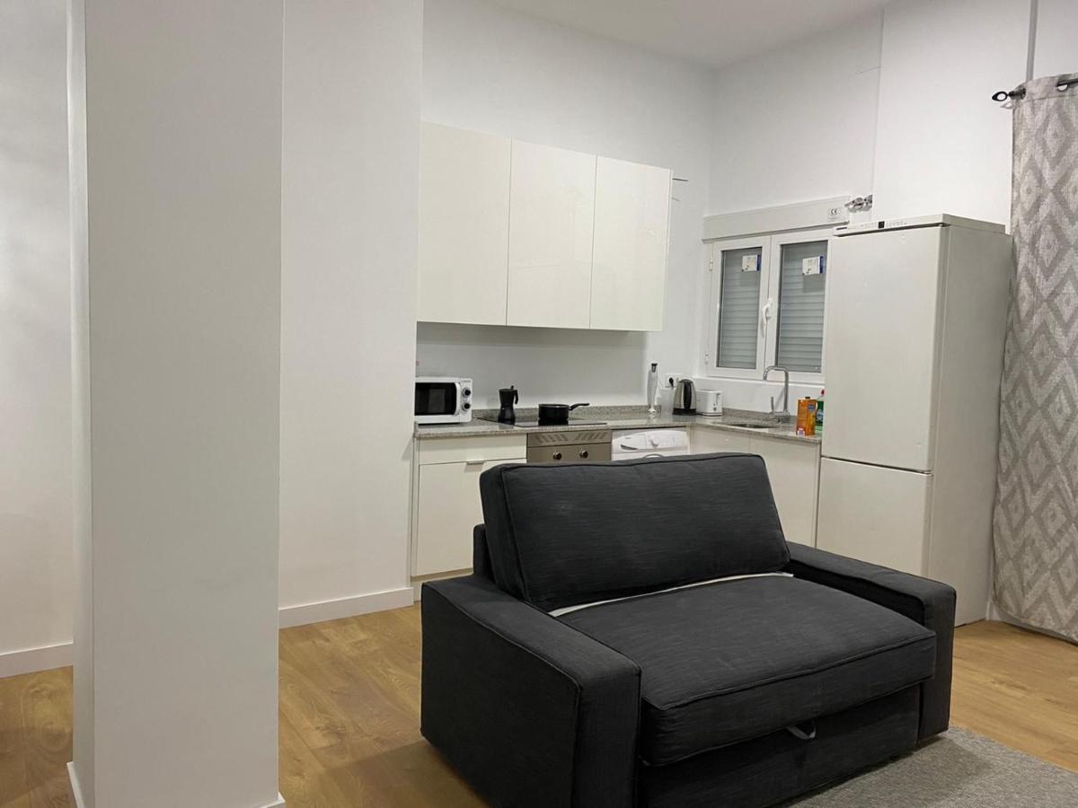 Aluche Aparment B Apartment Madrid Luaran gambar