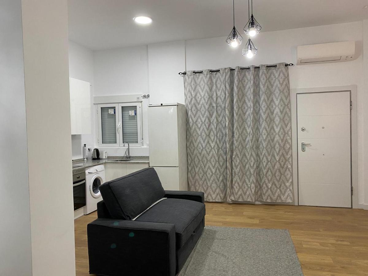 Aluche Aparment B Apartment Madrid Luaran gambar